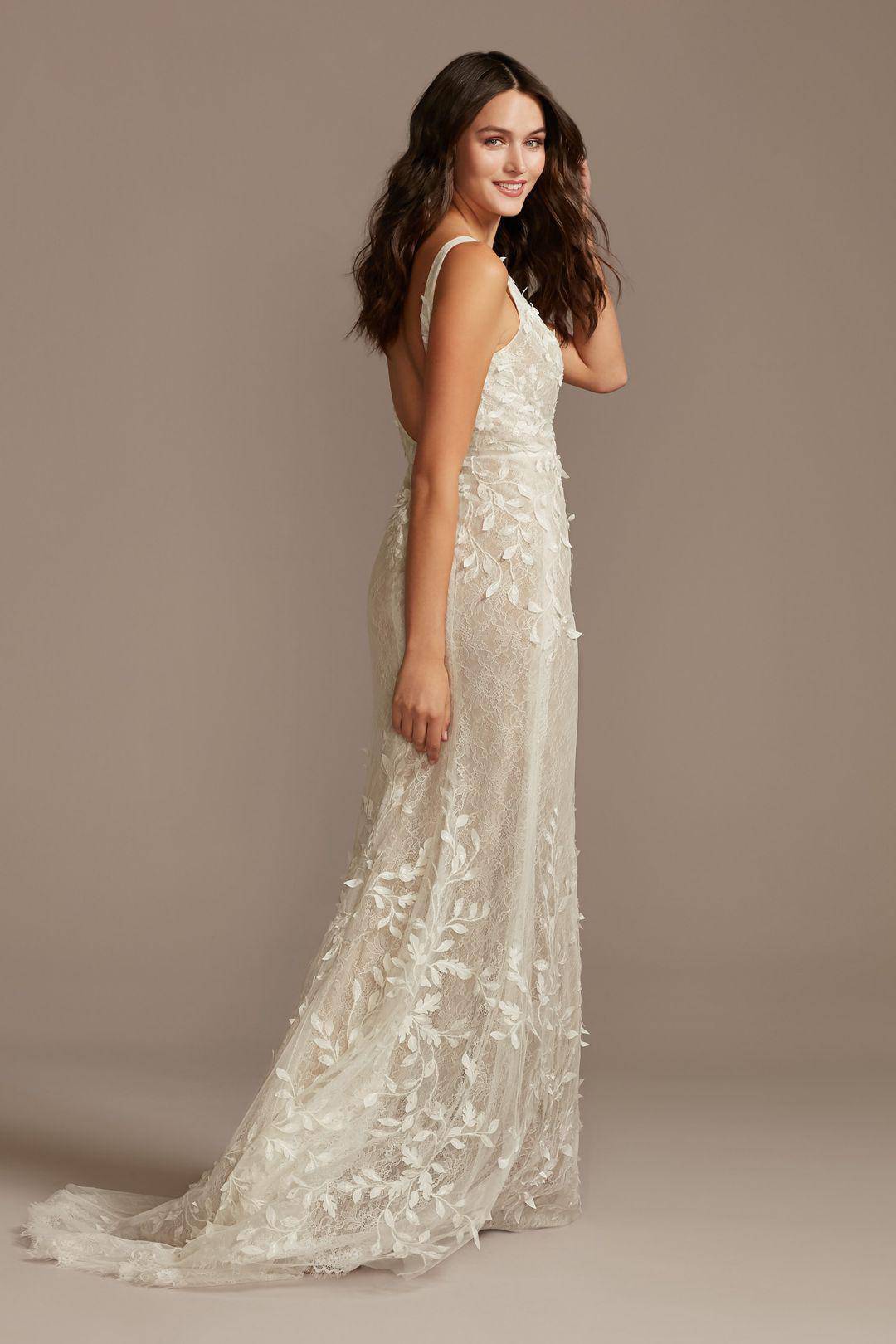 Vestido de novia sirena con aplicaciones de encaje 3D, MARFIL BIZCOCHO, hi-res