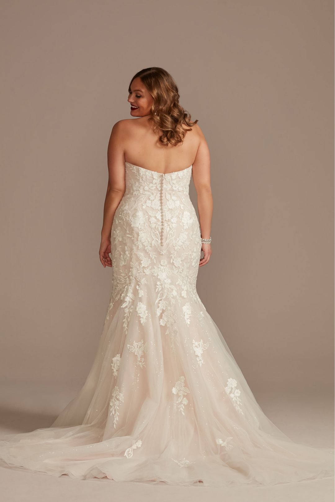 Vestido de novia sirena con escote corazón y aplicaciones de encaje, MARFIL/CASHMERE, hi-res