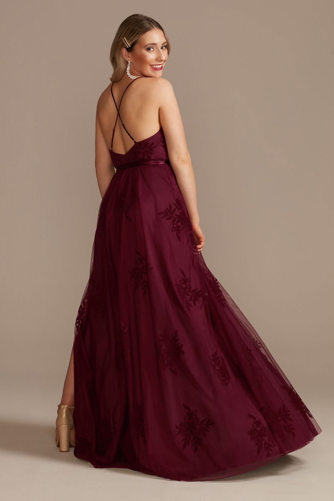 Vestido de dama de tul con aplicaciones bordadas, NEGRO, hi-res