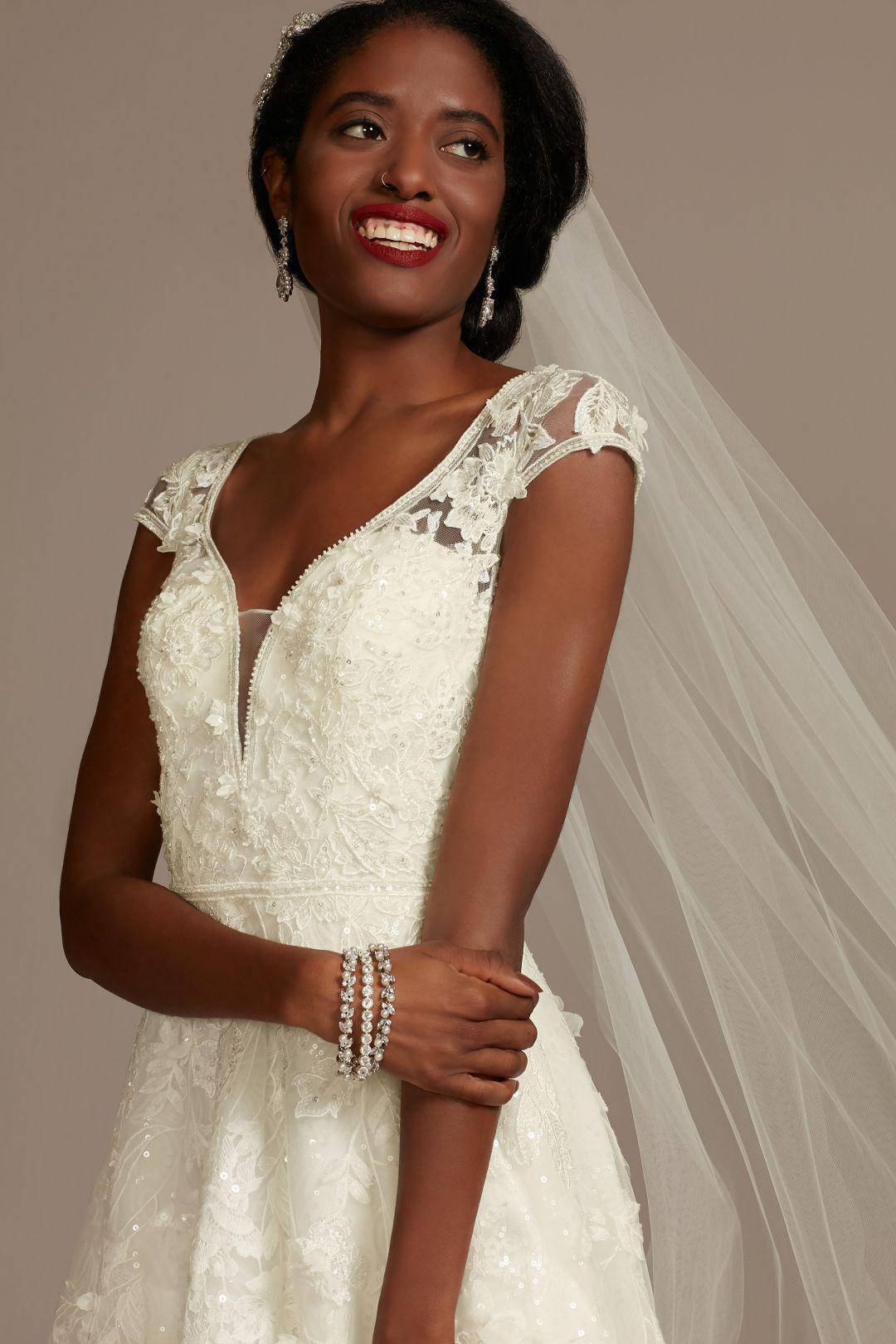 Vestido de novia línea A con espalda abierta y encaje 3D, MARFIL, hi-res
