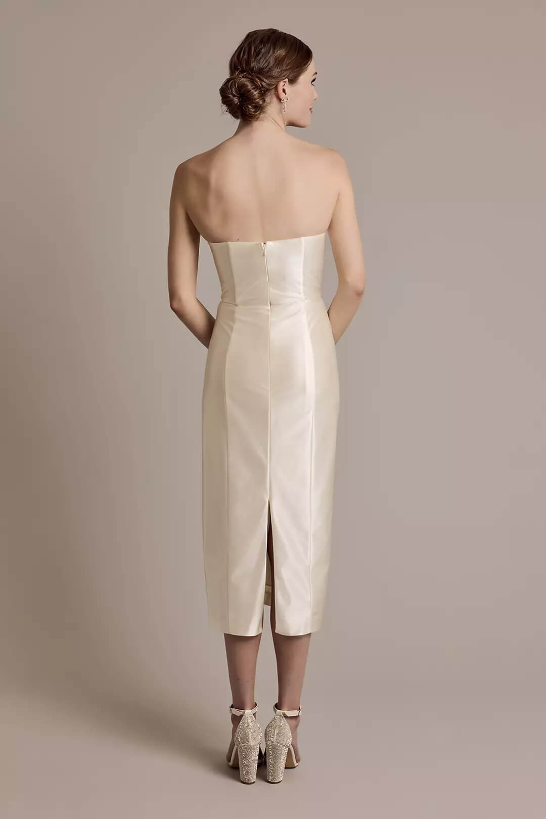 Vestido de novia recto con escote recto, MARFIL, hi-res
