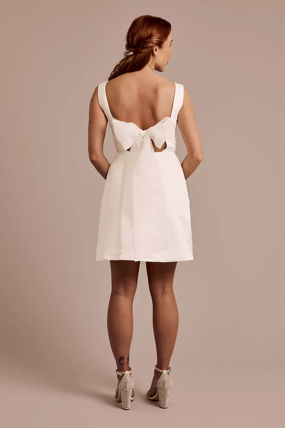 Vestido escote cuadrado y moño en espalda, BLANCO SUAVE, hi-res