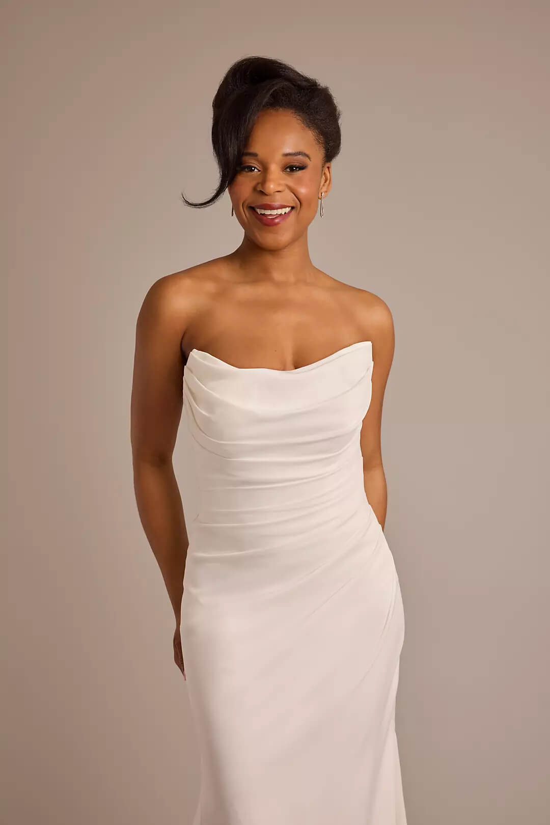 Vestido de novia corte sirena con drapeado, BLANCO SUAVE, hi-res
