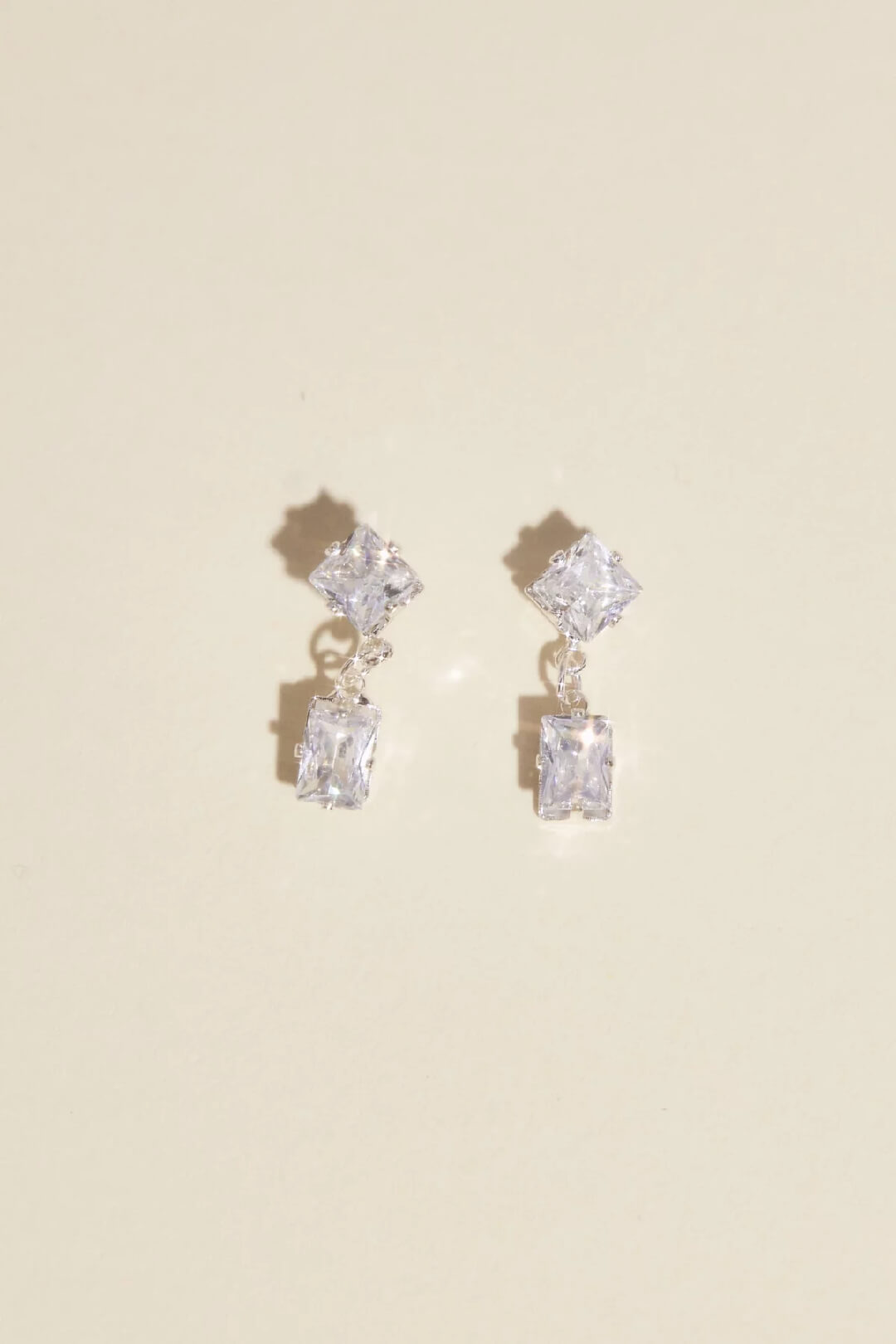 Aretes en corte radiante, PLATA, hi-res