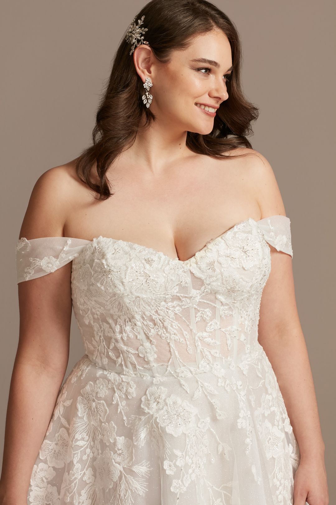 Vestido de novia línea A con mangas al hombro removibles, MARFIL/CASHMERE, hi-res
