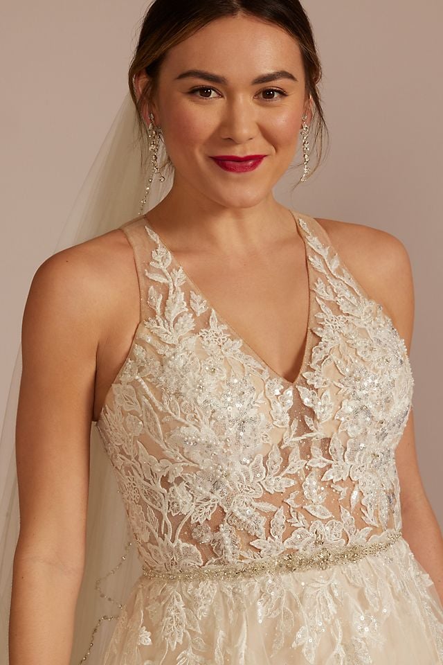 Vestido de novia línea A con aplicaciones de pedrería y escote halter, MARFIL/PIEDRA, hi-res