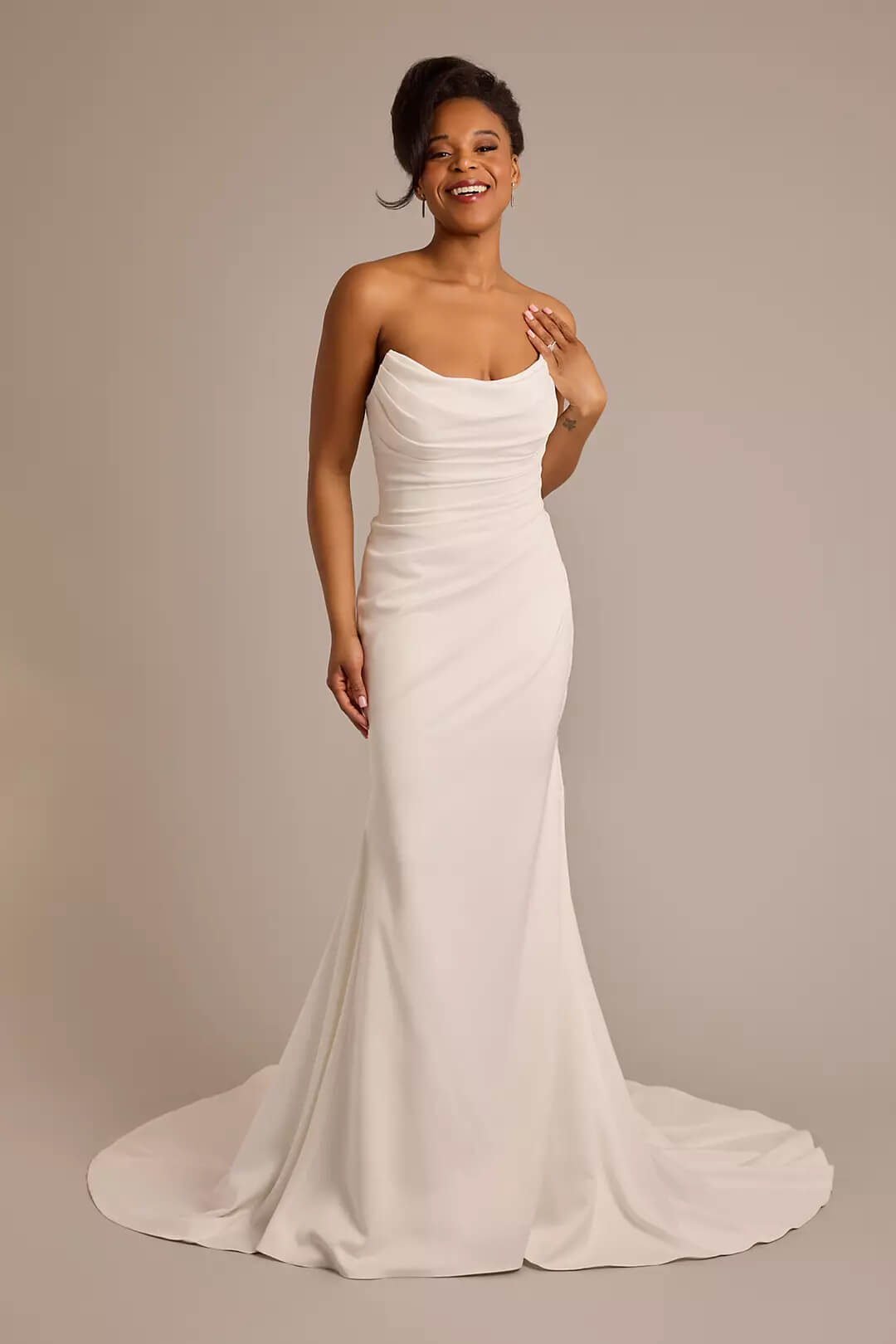 Vestido de novia corte sirena con drapeado, BLANCO SUAVE, hi-res