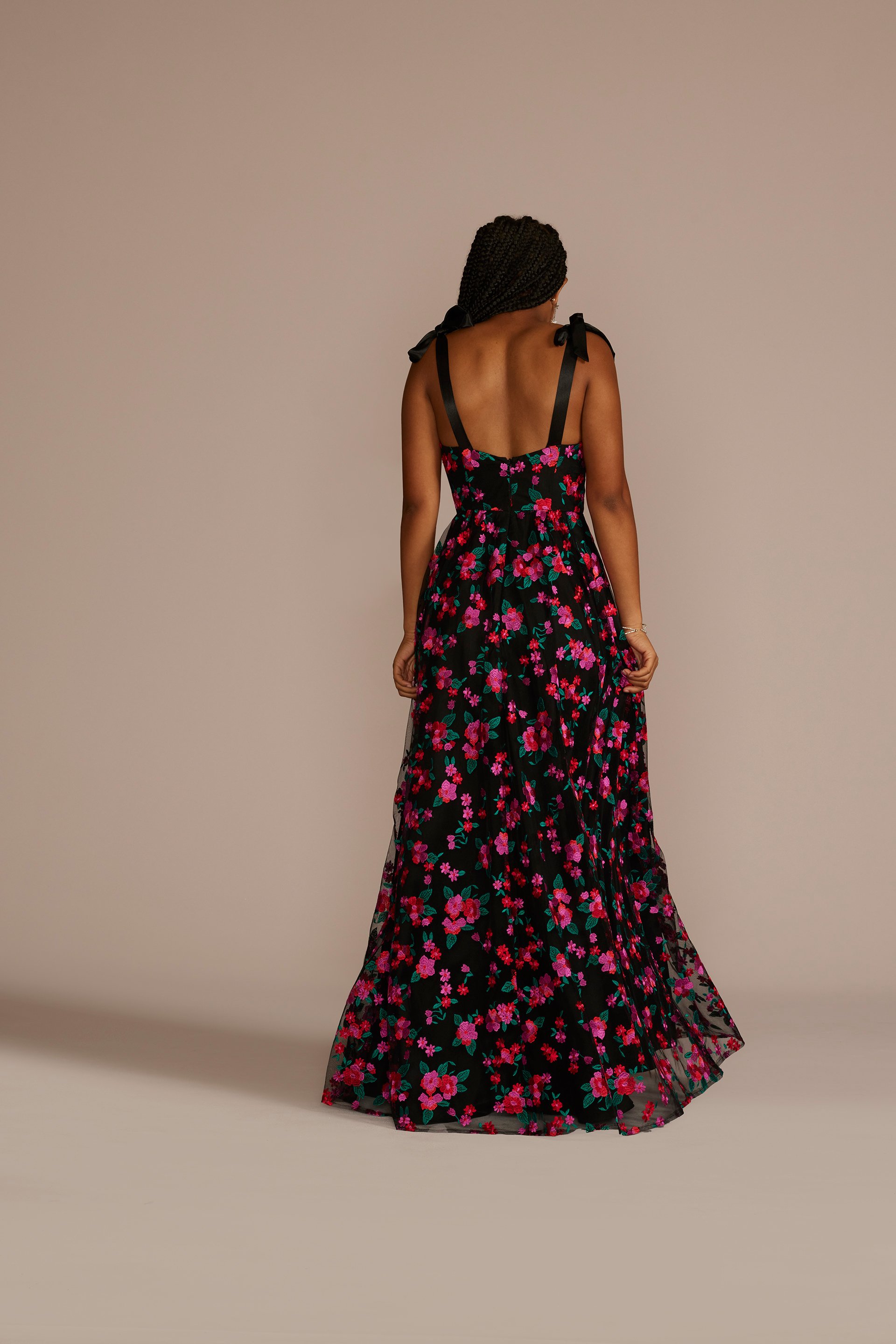 Vestido largo de tul con aplicaciones florales de encaje bordado y tirantes ajustables, ESTAMPADO FLORAL, hi-res